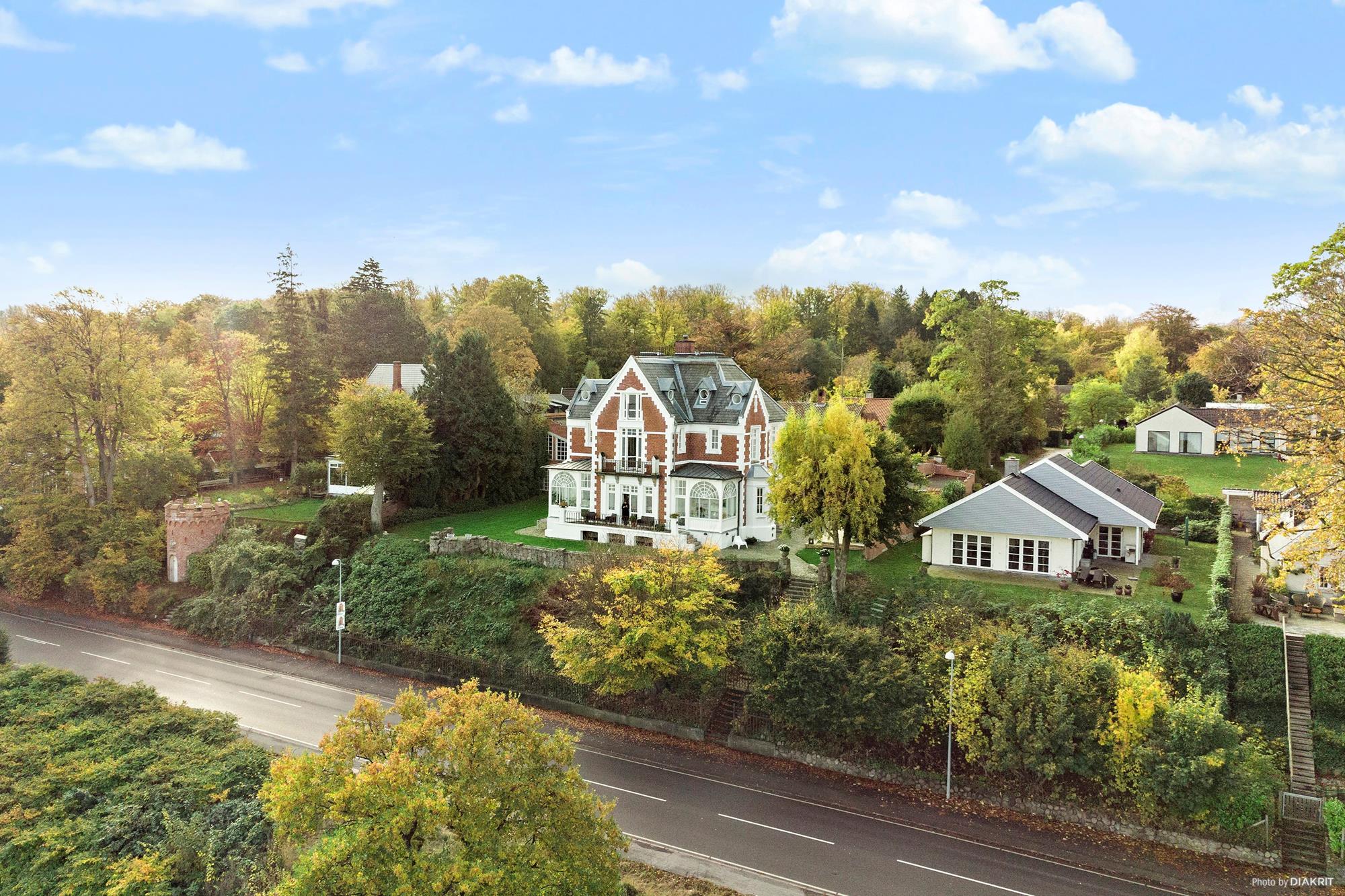 Nordre Strandvej 109, Hellebæk - Område