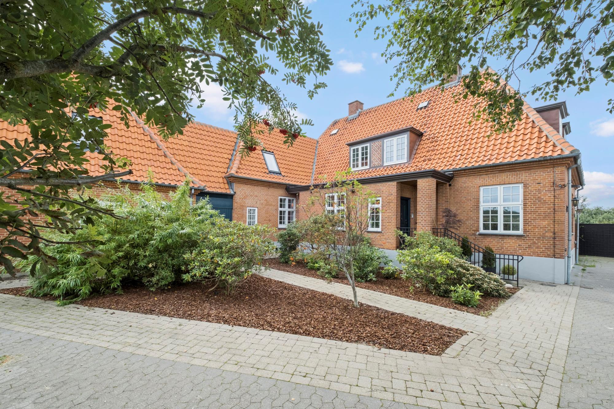 Hornbækvej 410, Tikøb - Ejendommen