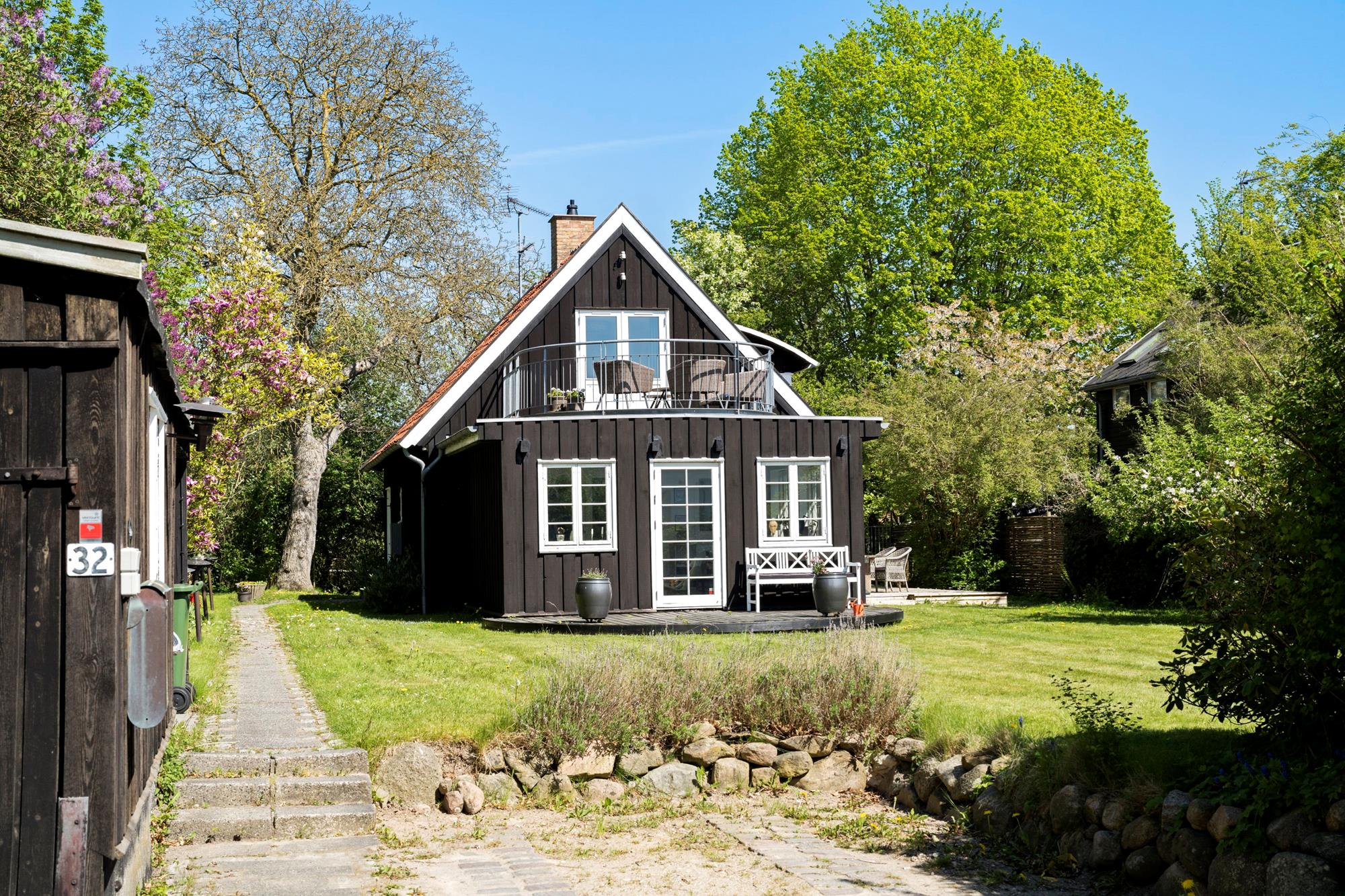 Solbakken 32, Holte - Ejendommen